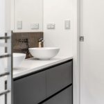 Manuwai Drive bathroom