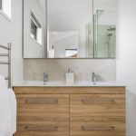Shearman Grove bathroom
